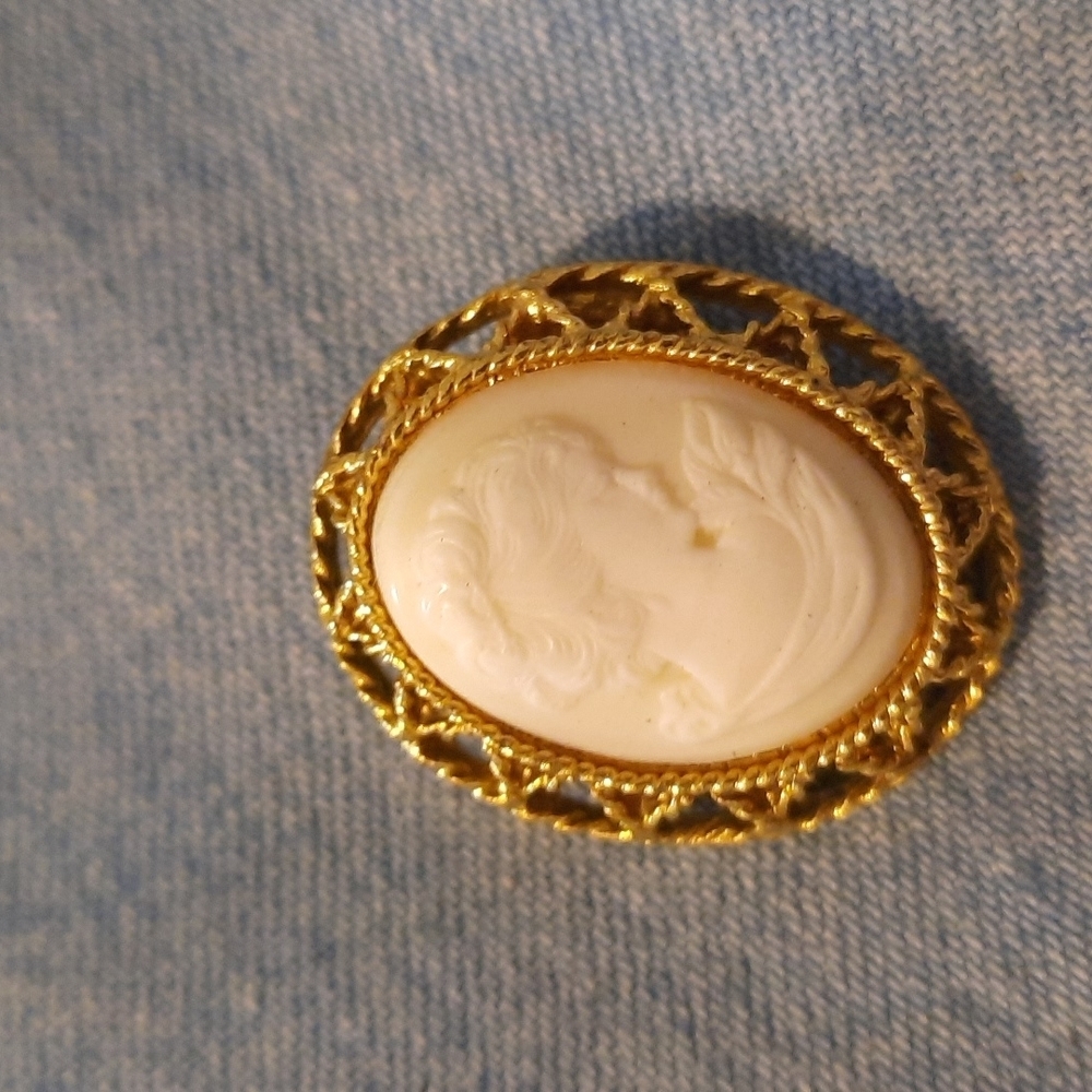 Gold-Tone White Cameo Brooch - Classic Women's Jewelry